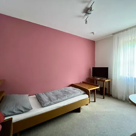 Hotel Hotel-gasthof Deutschmeister 2*